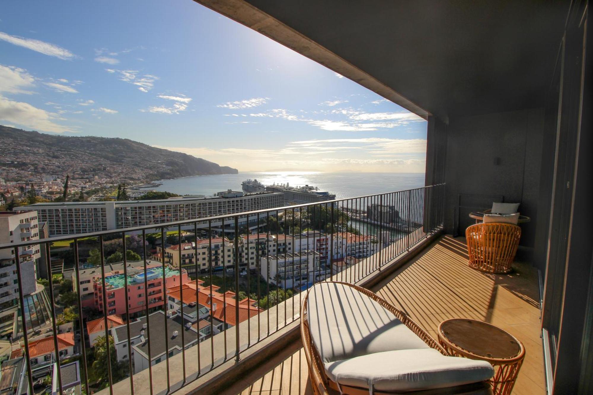 Savoy Palace - The Leading Hotels Of The World - Savoy Signature Funchal  Exterior photo A balcony in Monaco